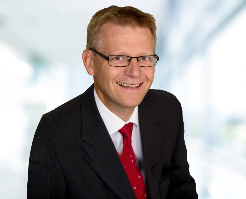Mr. Henrik Henriksen